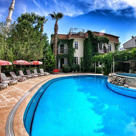 Erciyes Apart Hotel Fethiye Exterior foto